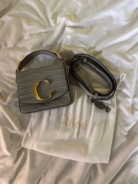 Chloé C Small Croc-Embossed Top Handle Bag in Gray with Gold Hardware